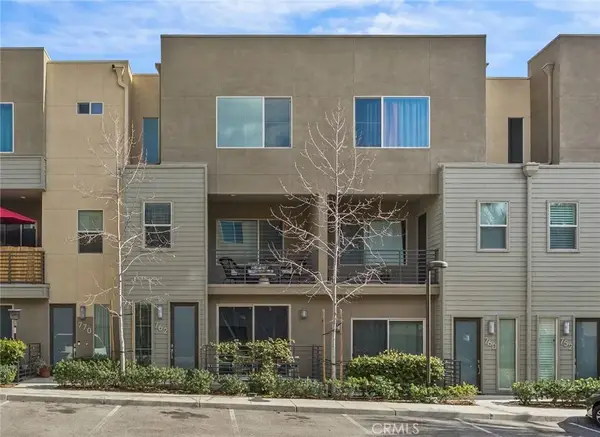 762 Chandler Walk, Upland, CA 91786