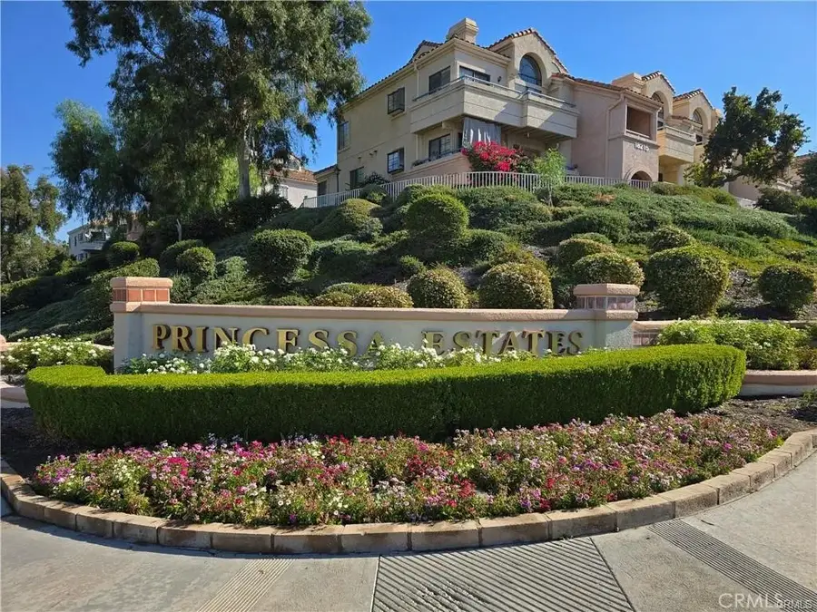 18121 Erik Court #314, Canyon Country, CA 91387 - #2