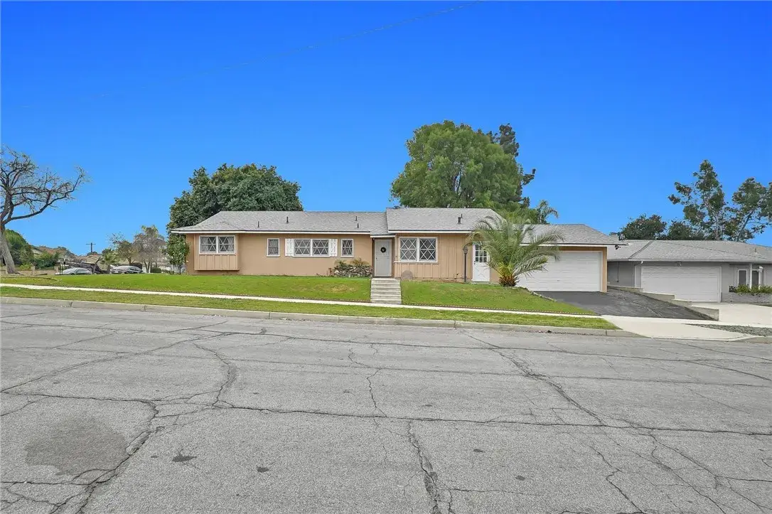 1289 Grove, Upland, CA 91786 - #1