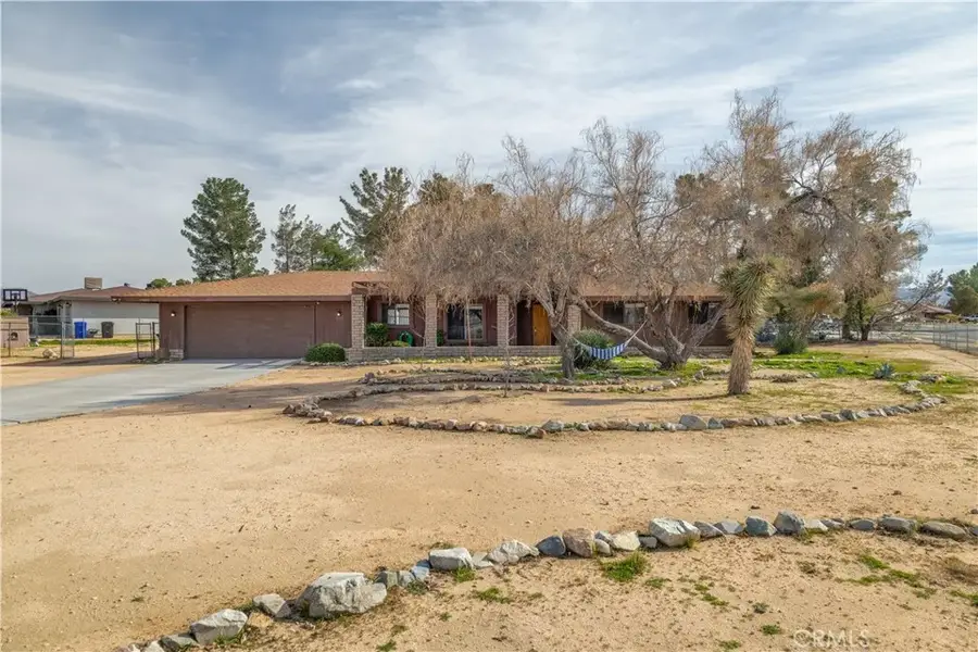 19801 Talihina Road, Apple Valley, CA 92307 - #2