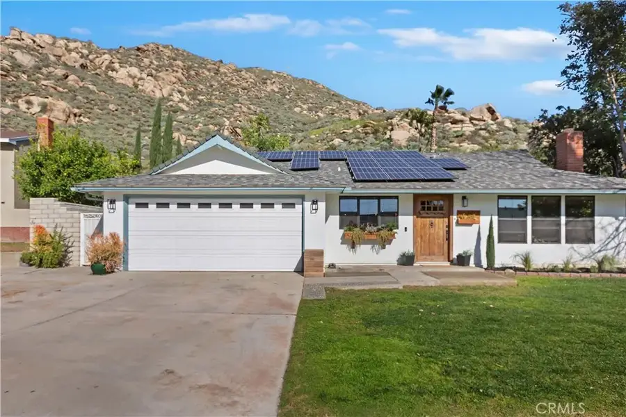 2275 Quartz, Riverside, CA 92507 - Image #2