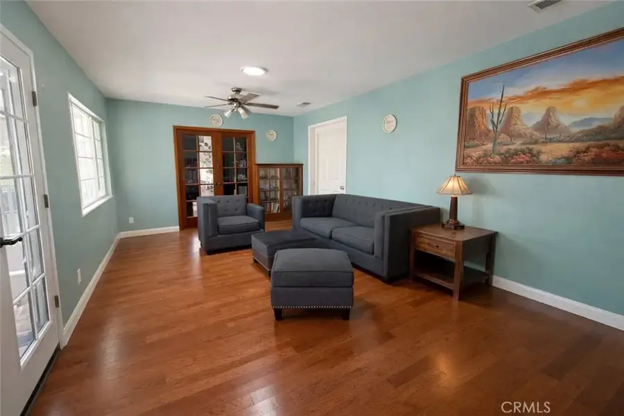 1071 E 46th, Long Beach, CA 90807 - #2