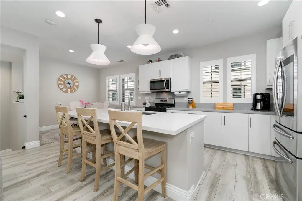 837 Iris Way #C, Azusa, CA 91702 - Image #1