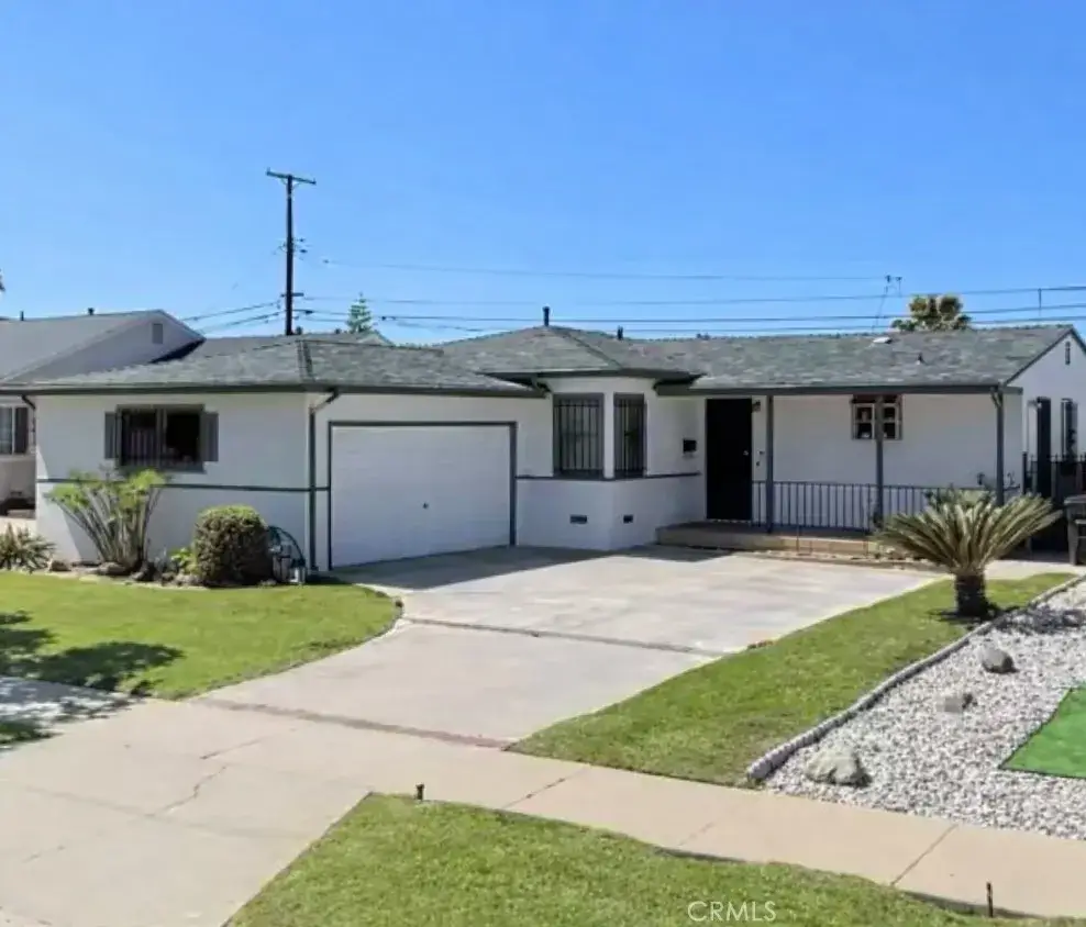 11537 Tarron, Hawthorne, CA 90250 - Image #1
