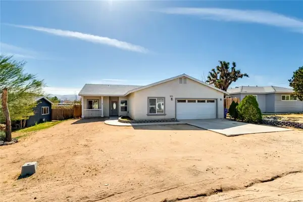 61819 Petunia Drive, Joshua Tree, CA 92252