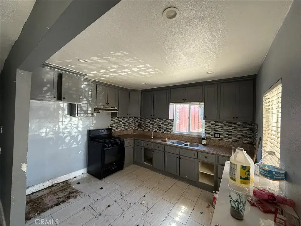 1359 E 108th, Los Angeles, CA 90059 - Image #1