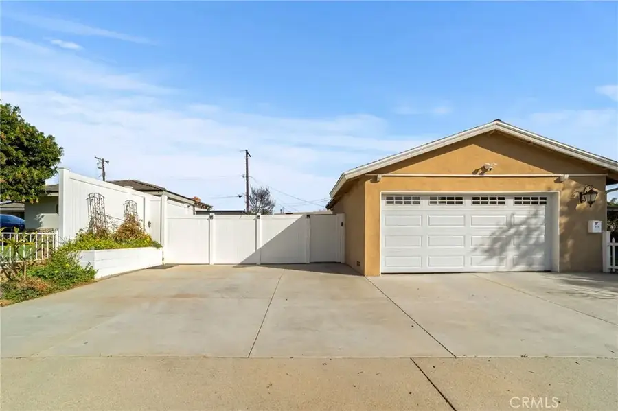 606 N Pershore Avenue, San Dimas, CA 91773 - Image #3