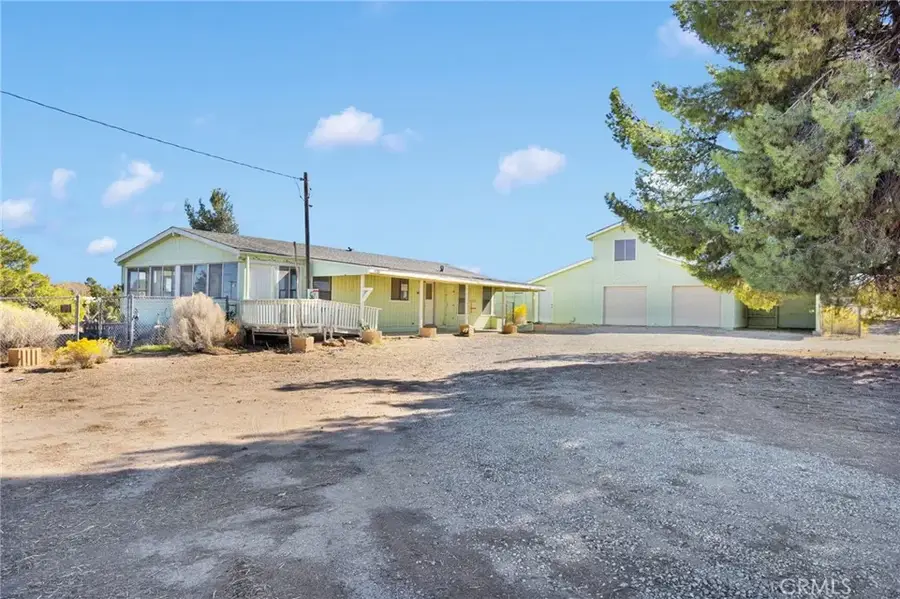 9283 Atsina Road, Phelan, CA 92371 - #3