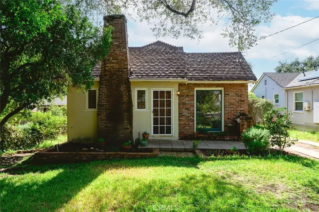 2038 Oakwood Street, Pasadena, CA 91104 - #1