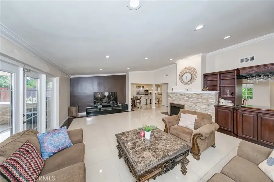 814 Kellogg, Glendale, CA 91202 - #3