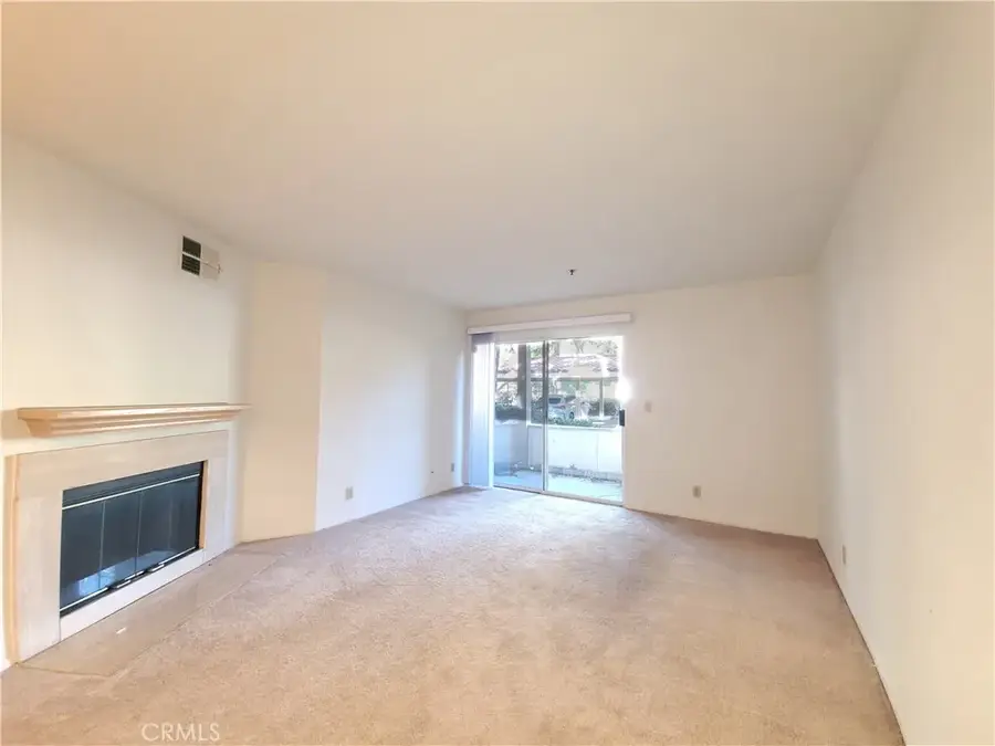 5728 Oak Bend Lane #202, Oak Park, CA 91377 - #2