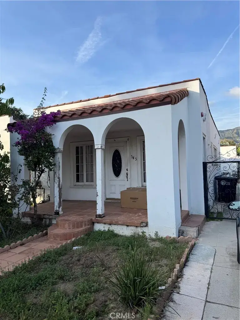 545 W Dryden St, Glendale, CA 91202 - #1