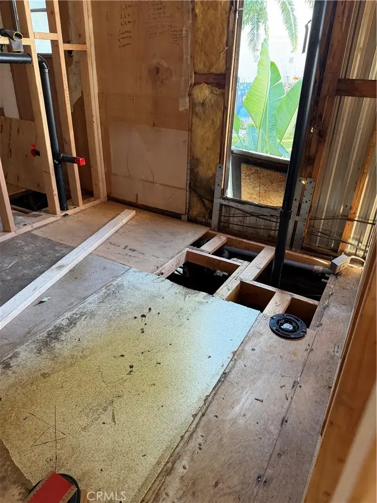 301 E Foothill #6, Pomona, CA 91767 - #3