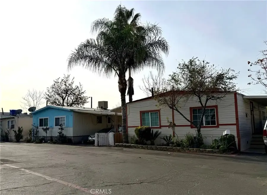 24833 Railroad, Newhall, CA 91321 - #3