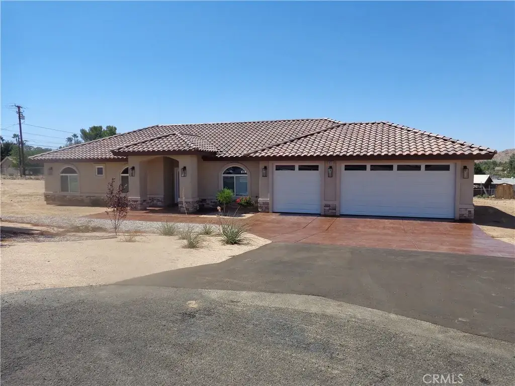 18255 Winnetka Road, Apple Valley, CA 92307 - #1