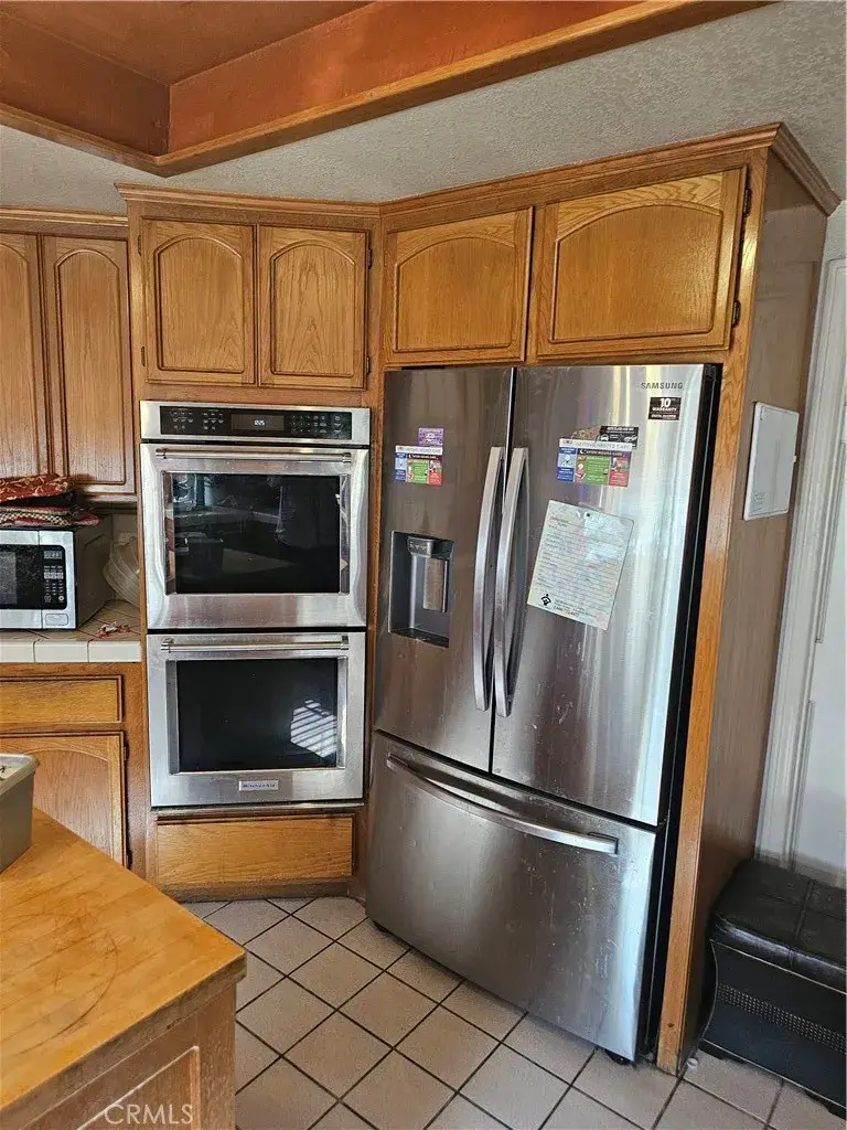 18141 Country Glen Lane, Victorville, CA 92395 - #2