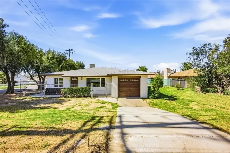 801 Elm, Beaumont, CA 92223 - #2