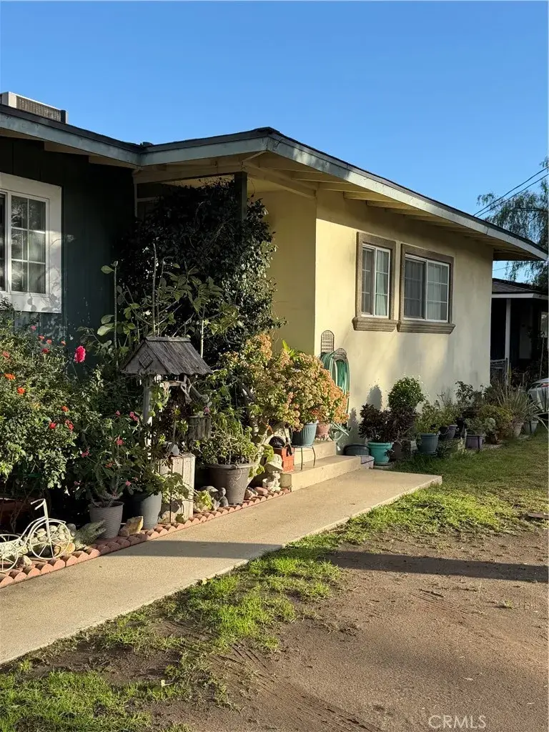 451 N Oakdale, Rialto, CA 92376 - #2