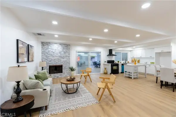 5245 N Mountain View, San Bernardino, CA 92407