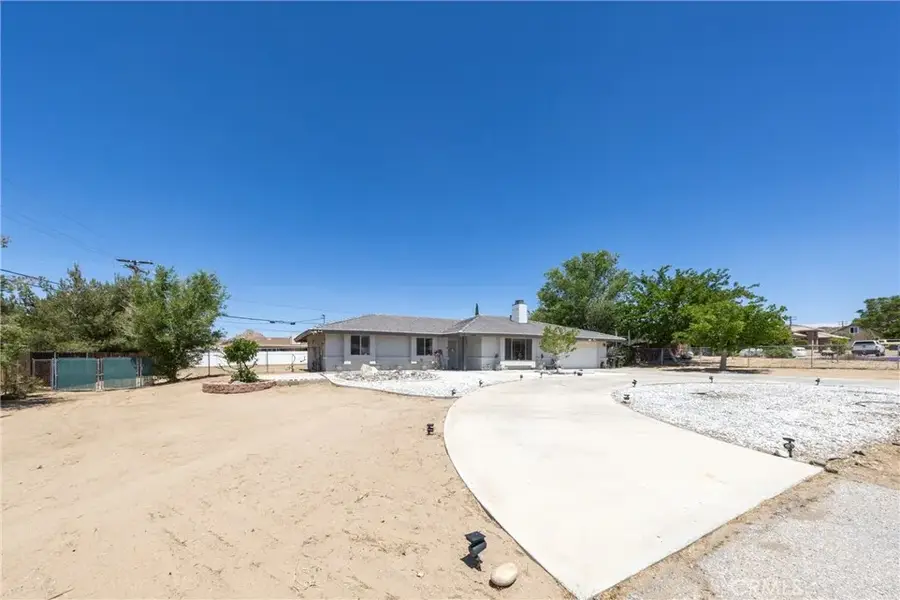 19388 Corwin, Apple Valley, CA 92307 - #3