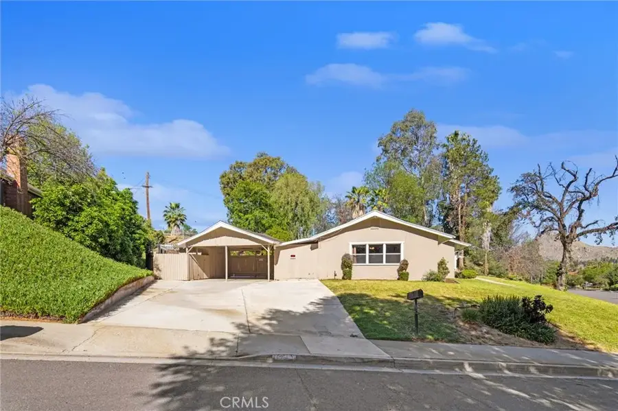 134 W Broadbent, Riverside, CA 92507 - #3