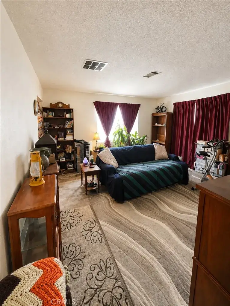36363 Serra, Hinkley, CA 92347 - #2