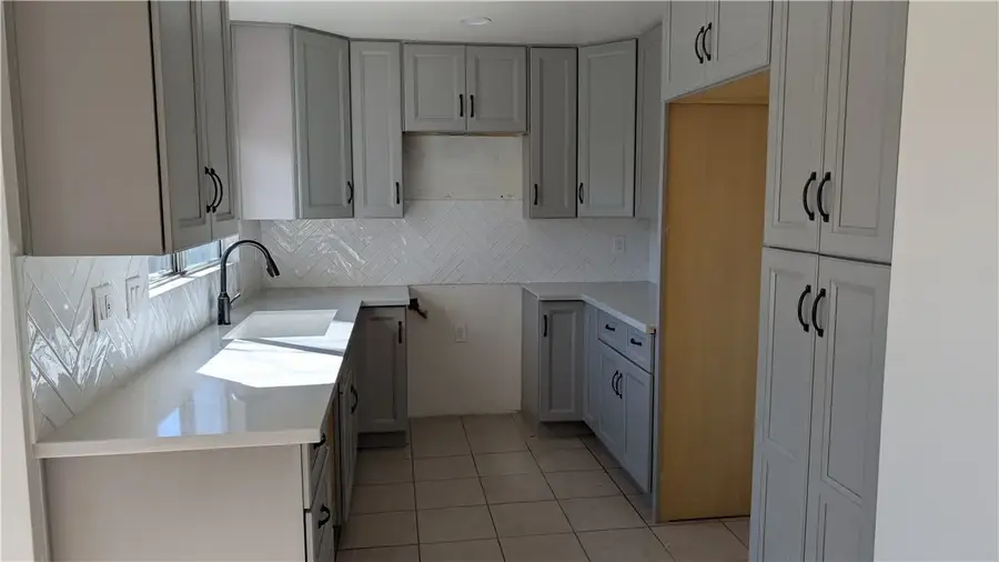 16195 Harvey, Fontana, CA 92336 - #3