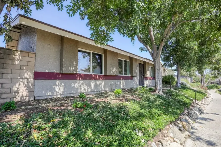 1635 Carmel Circle West, Upland, CA 91784 - #2
