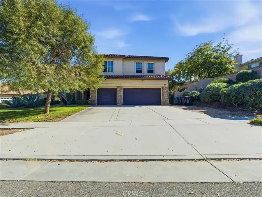 2947 Gilbert Avenue, Corona, CA 92881 - #2