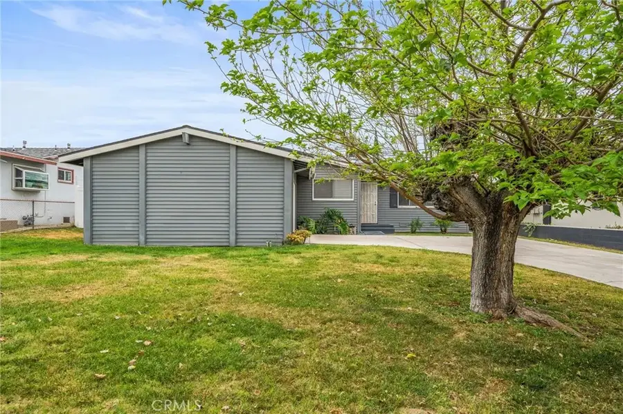 25459 33rd, San Bernardino, CA 92404 - #2