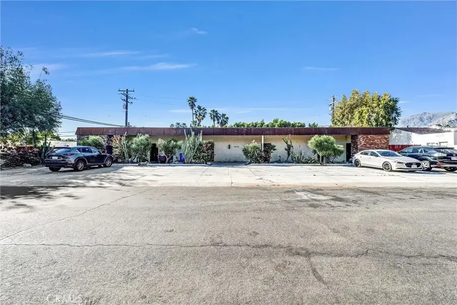 3737 E Calle De Carlos, Palm Springs, CA 92264 - #2