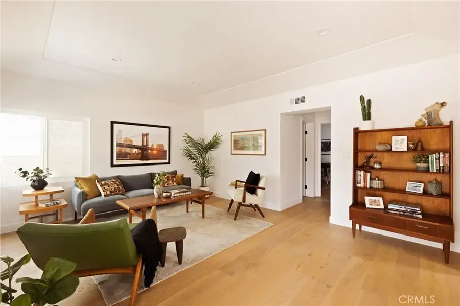 4020 W Avenue 40, Los Angeles, CA 90065 - #2