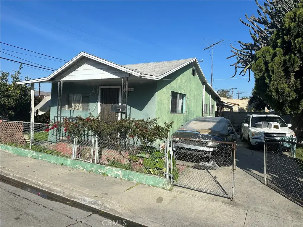 10814 Watts Avenue, Los Angeles, CA 90059 - #1