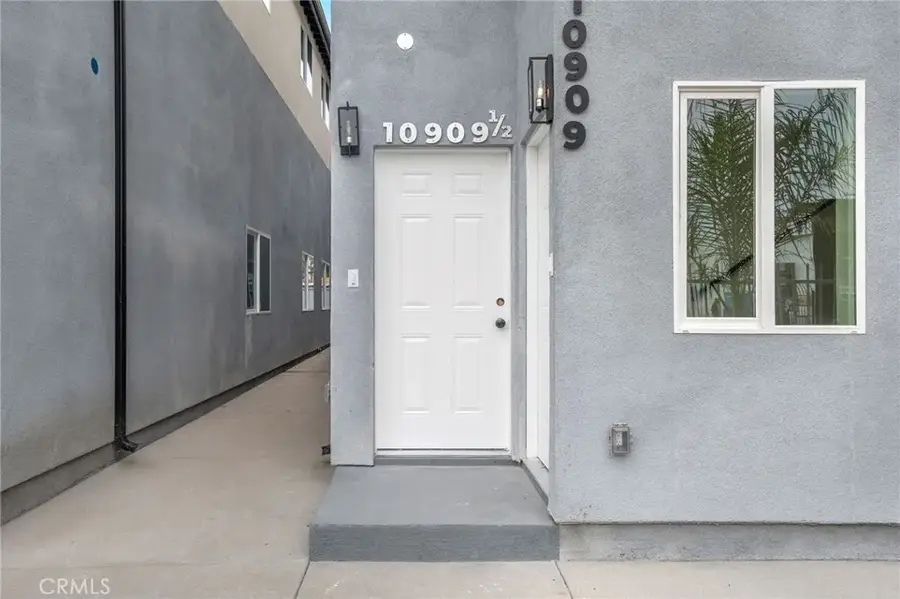 10909 S Main Street, Los Angeles, CA 90061 - #3