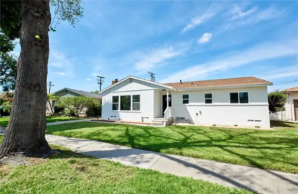 1822 Greenwood, Santa Ana, CA 92705