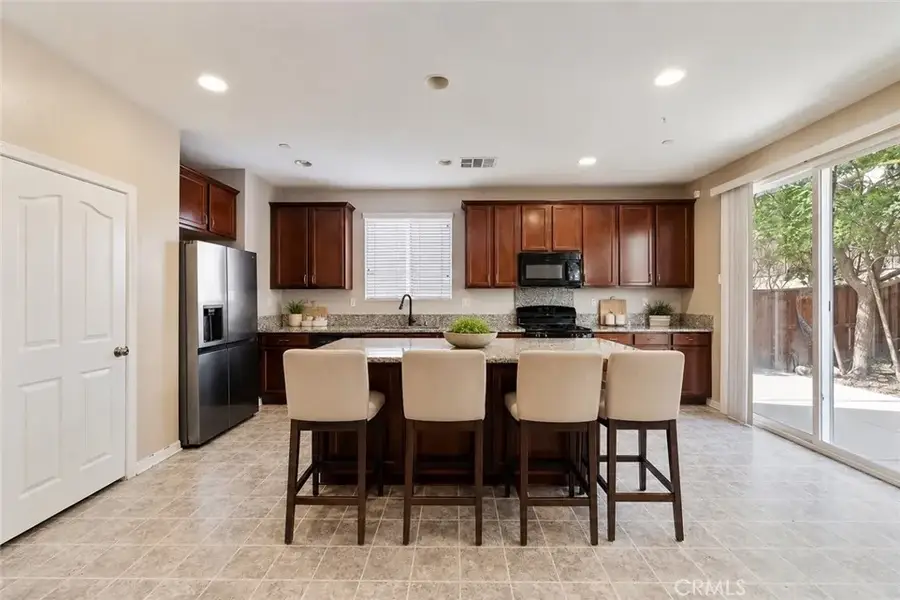 18394 Damiana, San Bernardino, CA 92407 - #3