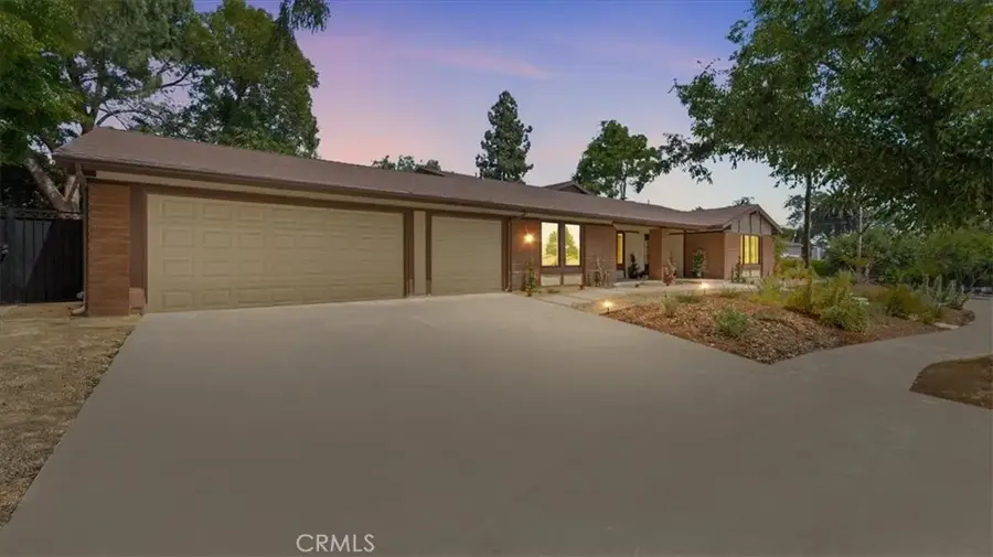 3310 N Mills Avenue, Claremont, CA 91711 - #2