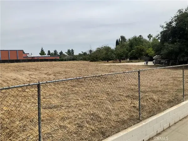 1760 S Towne, Pomona, CA 91766
