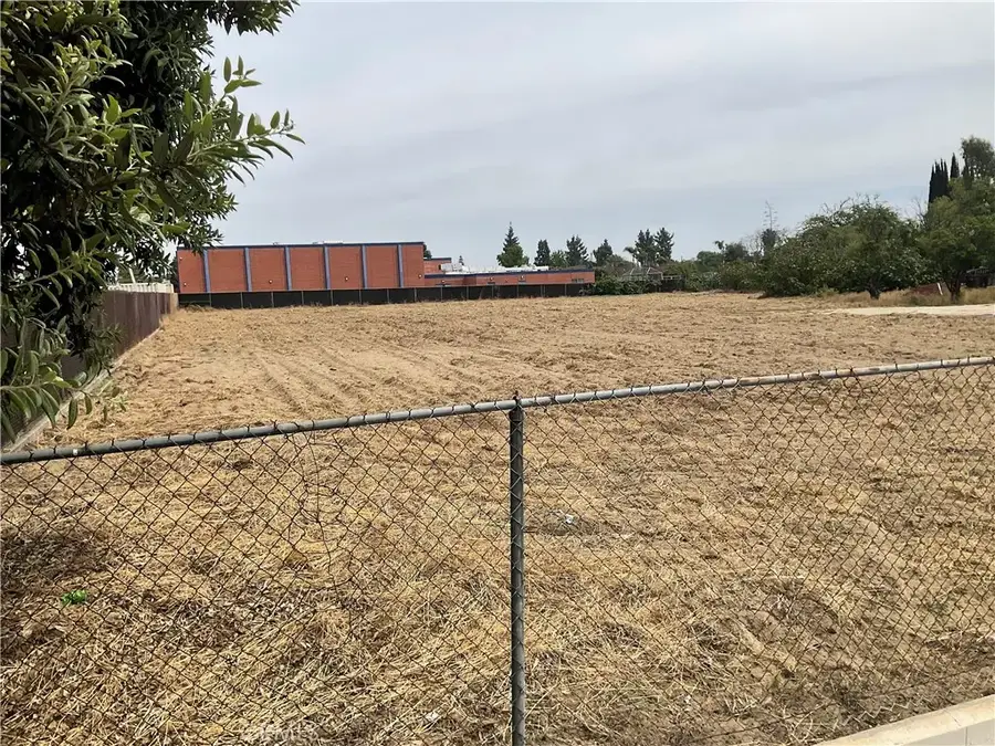 1760 S Towne, Pomona, CA 91766 - #2