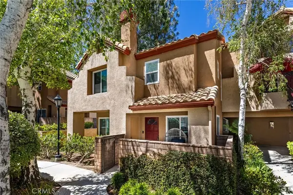 22701 Copper Hill #33, Saugus, CA 91350