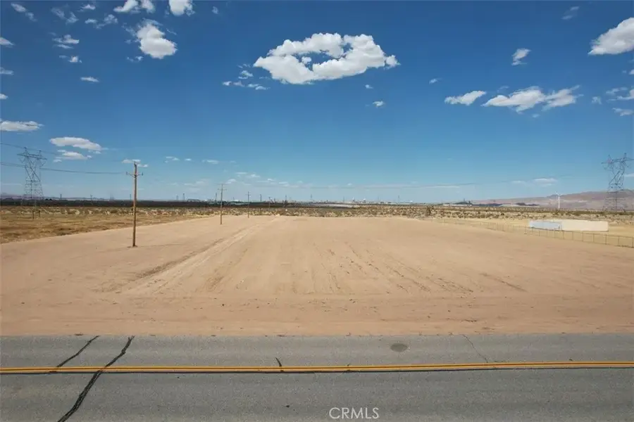 61 Hopland, Victorville, CA 92394 - #3