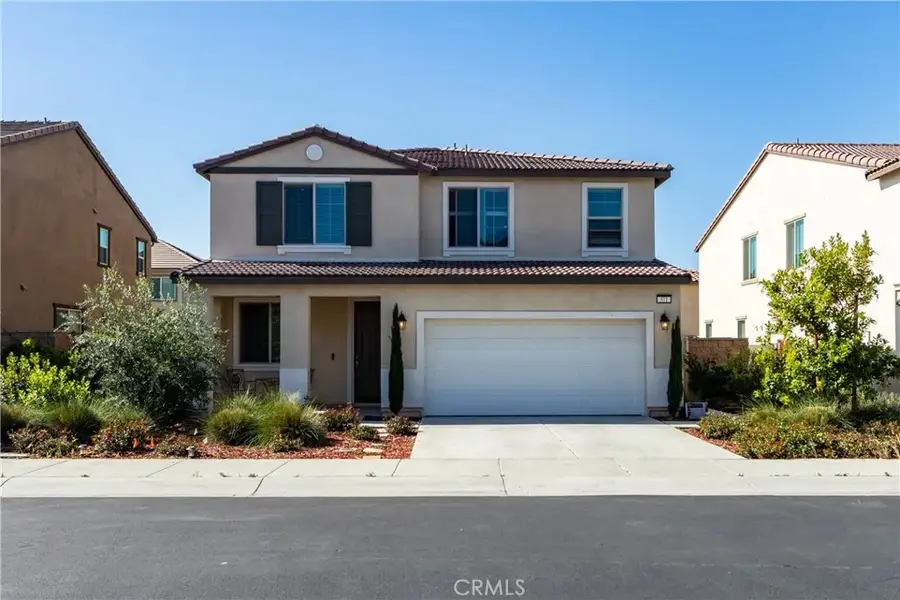 571 E Alru, Rialto, CA 92376 - #2
