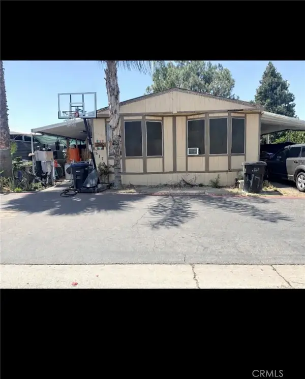 1097 N State #517, Hemet, CA 92543