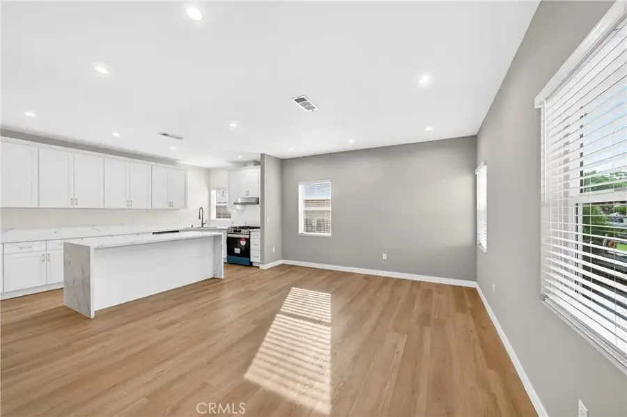 2643 10th Street, Riverside, CA 92507 - #3