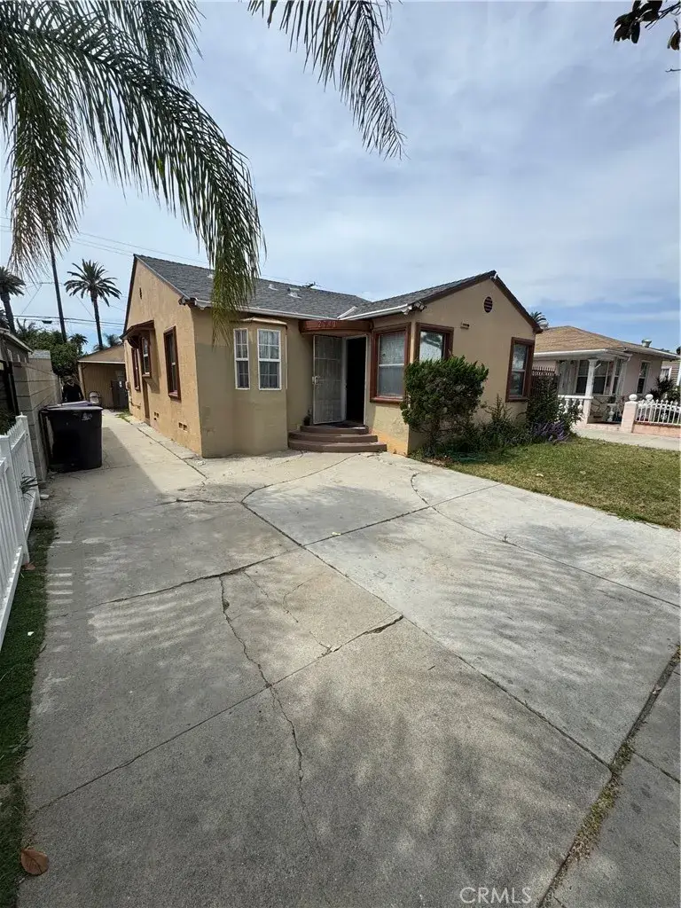 2741 Gale, Long Beach, CA 90810 - #1