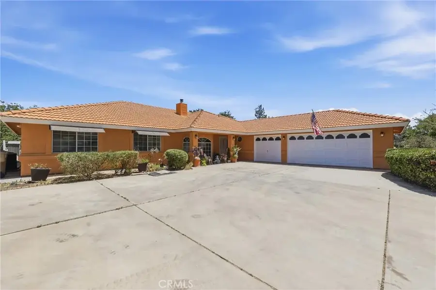 8585 Hickory, Hesperia, CA 92345 - #3