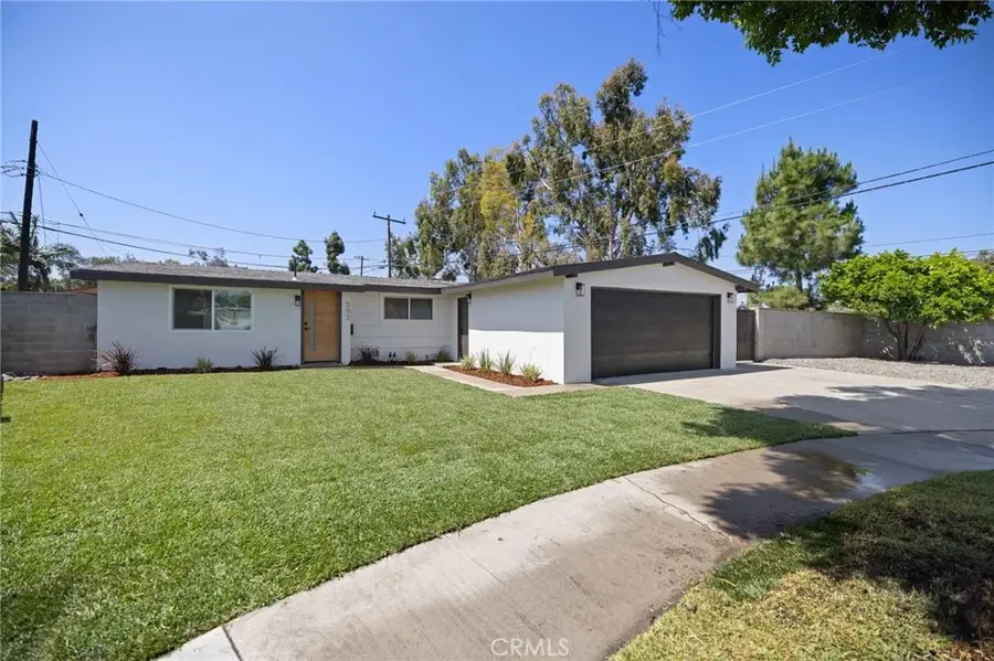 502 E Russell, Santa Ana, CA 92707 - #2