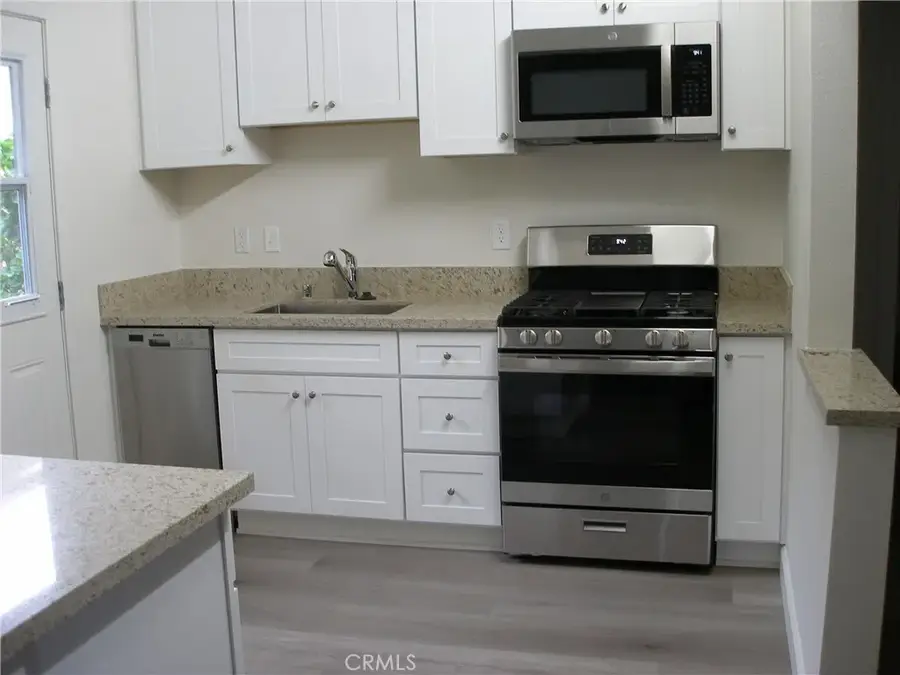 4947 N De Lay Avenue, Covina, CA 91722 - #3