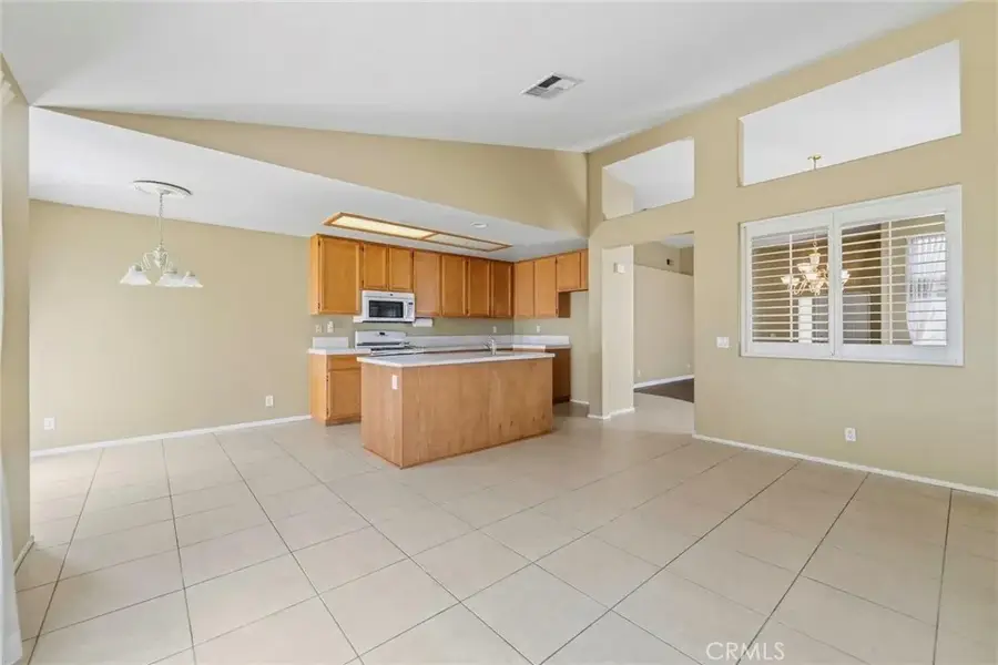 696 Avondale Drive, Corona, CA 92879 - #3