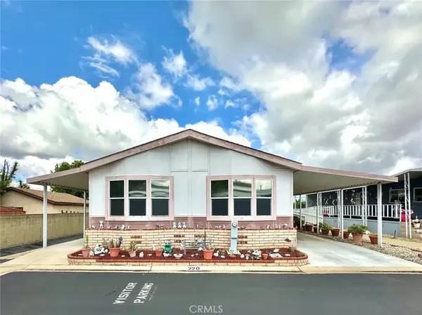 1245 W Cienega #220, San Dimas, CA 91773